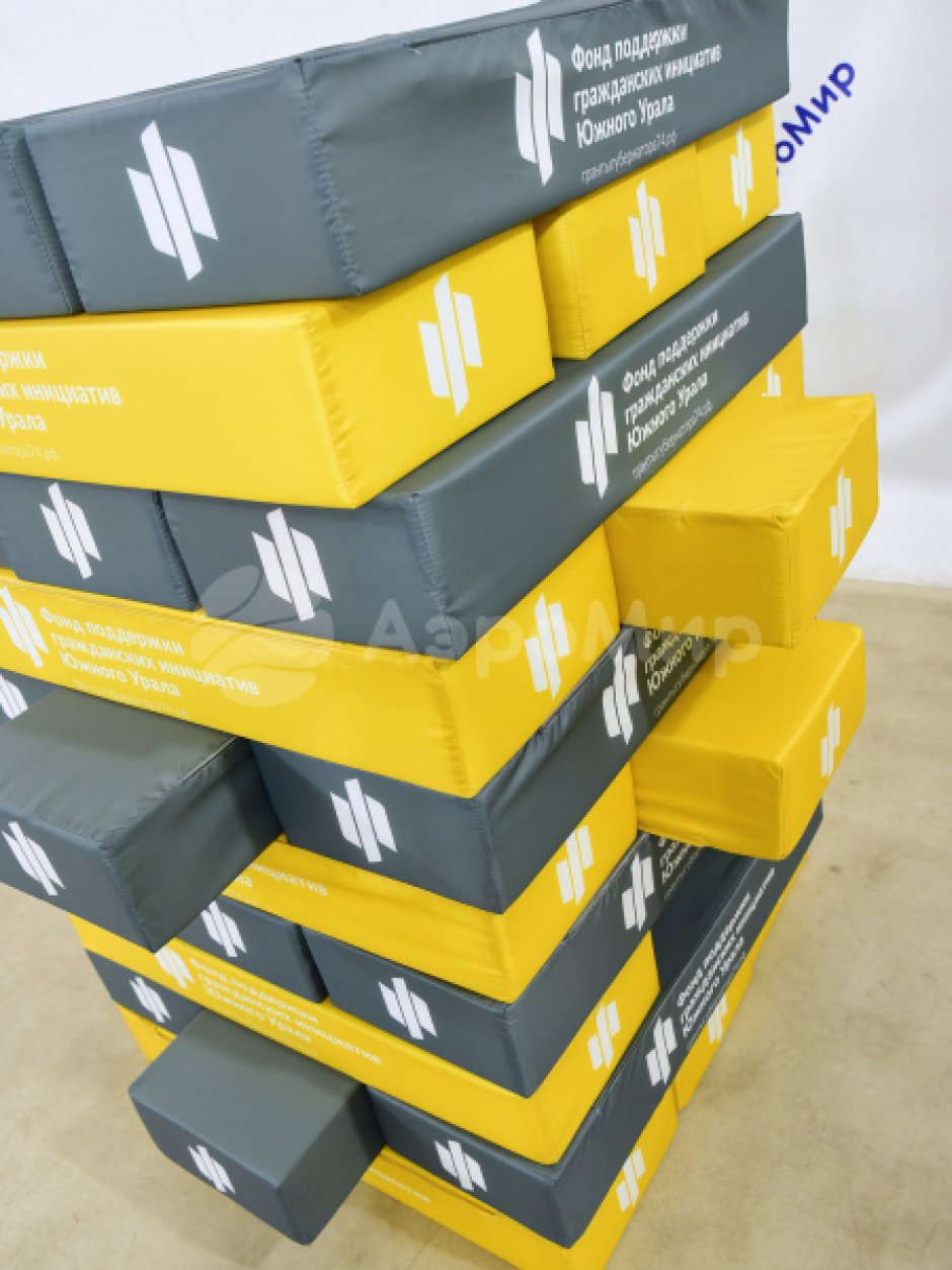 Командный игровой реквизит Мега дженга