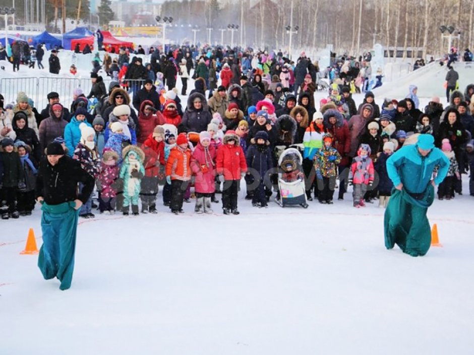 Игровой реквизит Бег в мешках — эстафета для взрослых и детей