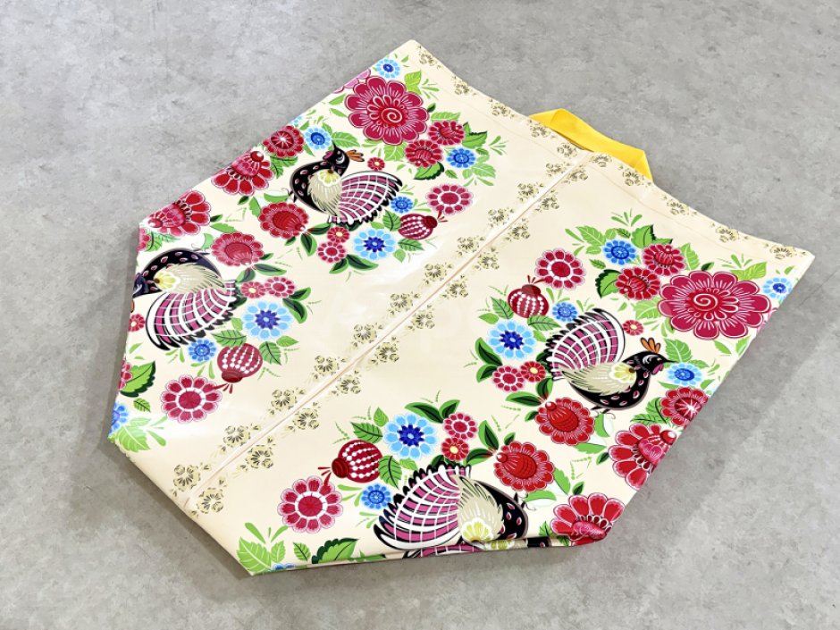 Спортивная игра бег в мешках