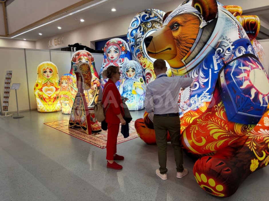 Надувная фигура Медведь