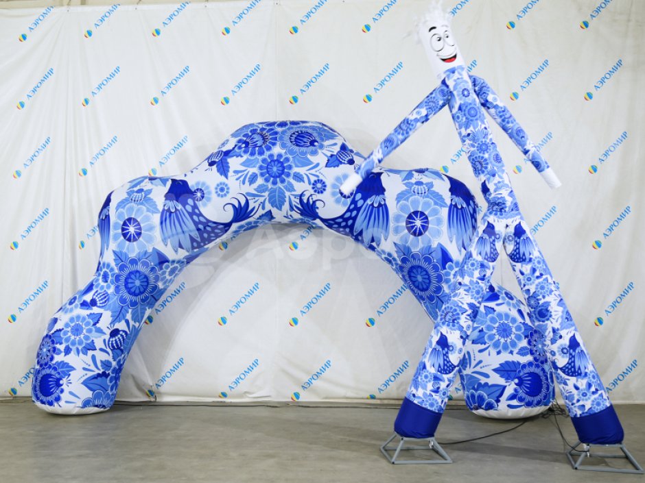 Аэромен Хохлома — яркий орнамент, на одной или двух ногах