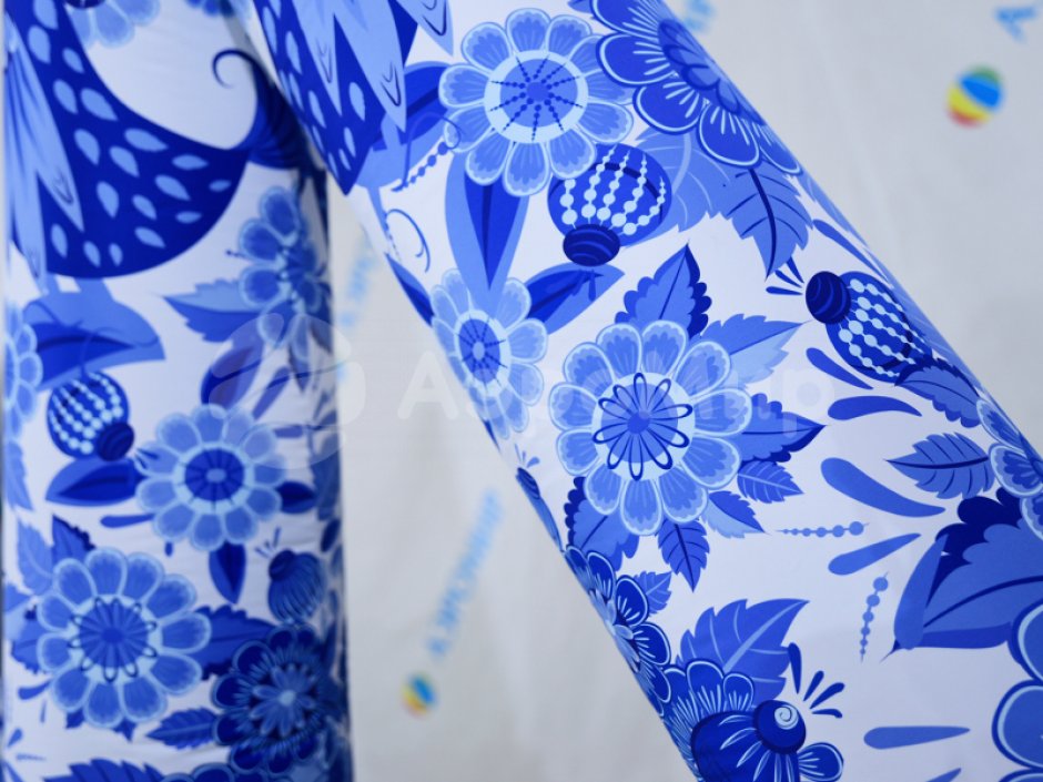 Аэромен Хохлома — яркий орнамент, на одной или двух ногах