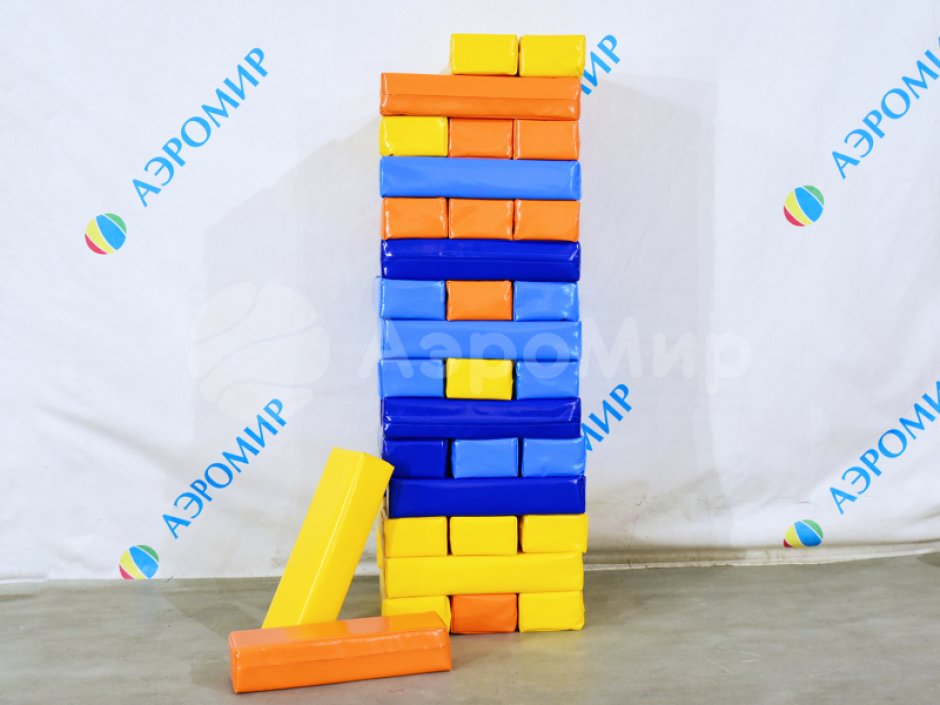 Гигантская дженга — популярная игра формата XXL