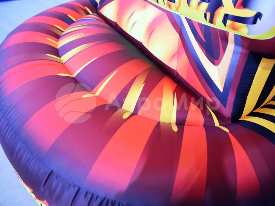 Надувная звезда для торжественного оформления Дня Победы