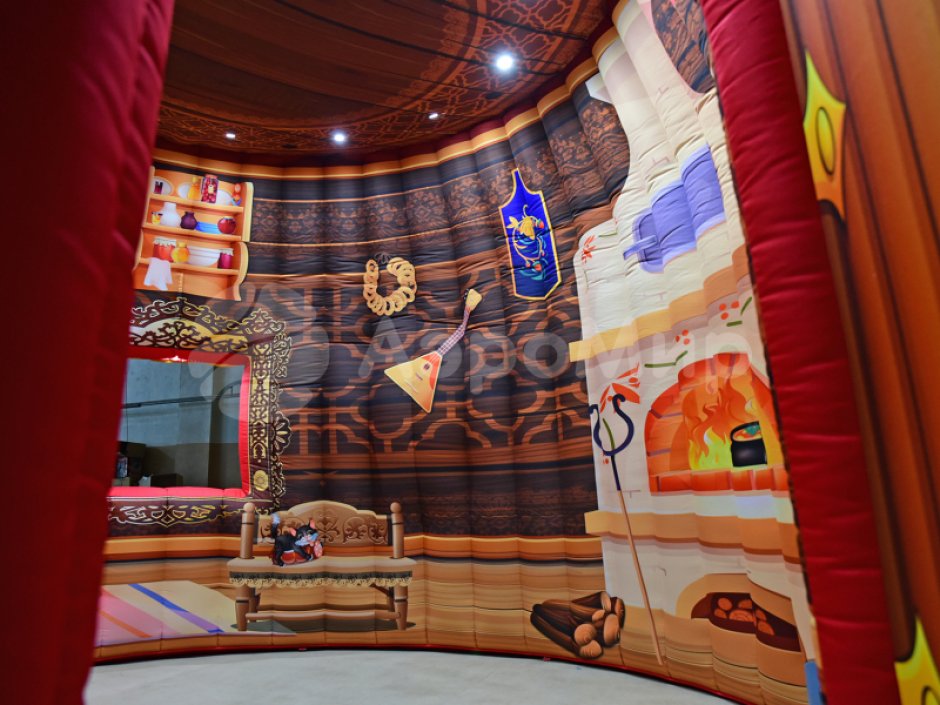 Надувной чайник-дом — для праздников, выставок и торговли