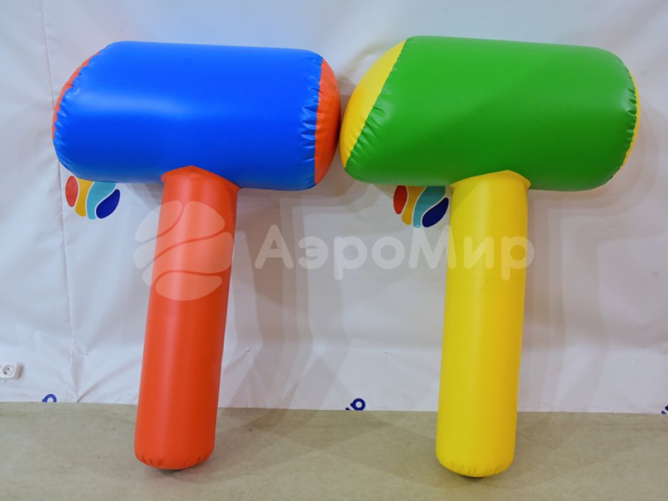 Гигантский молоток для игр на ловкость и скорость