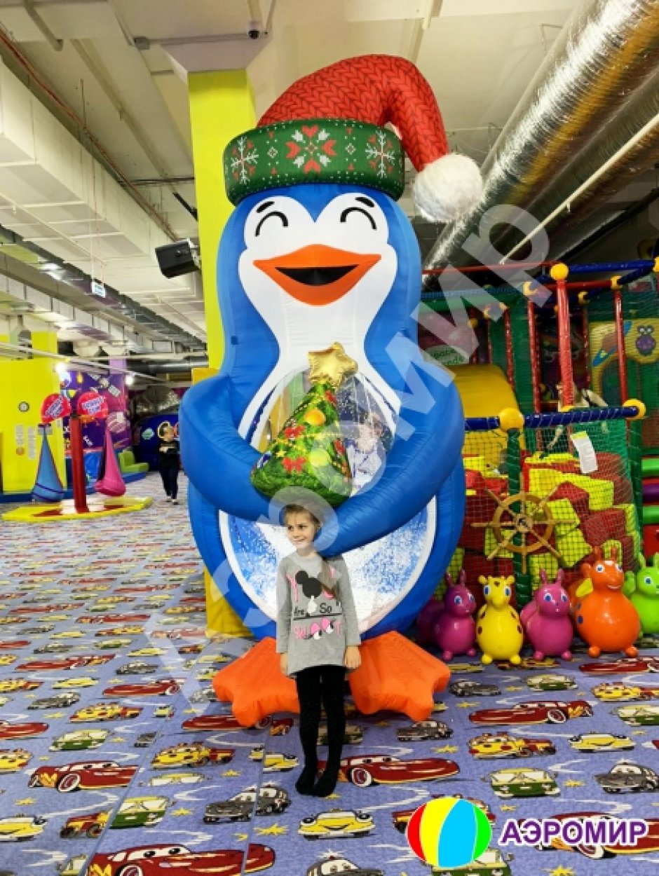 Надувной Пингвин — надувная фигура Пингвина с невероятным эффектом снега и яркой подсветкой