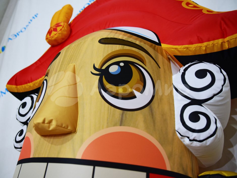 Надувной Щелкунчик