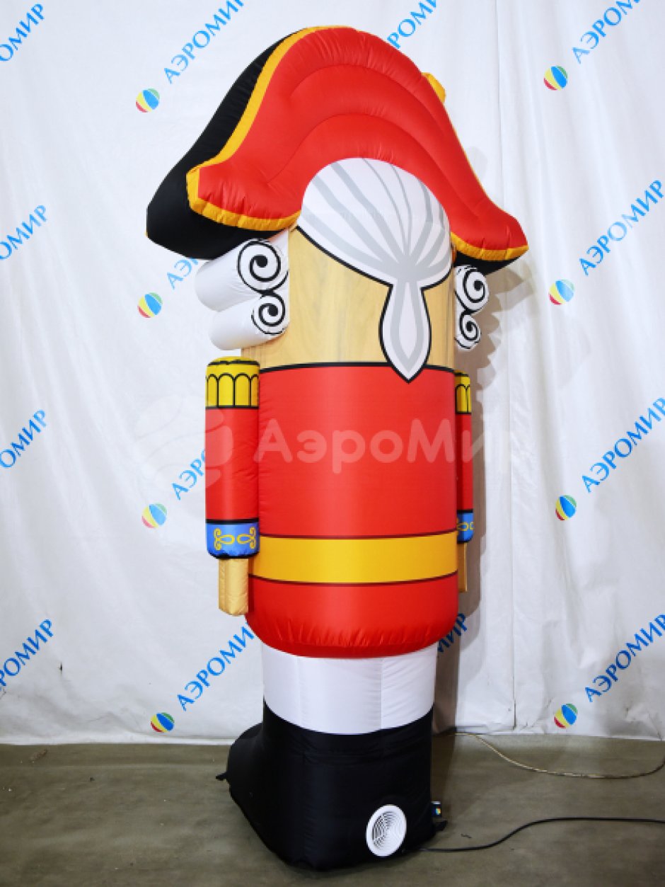 Надувной Щелкунчик
