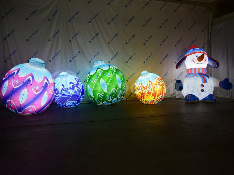 Надувной снеговик Стандарт 2.0 для улицы с подсветкой