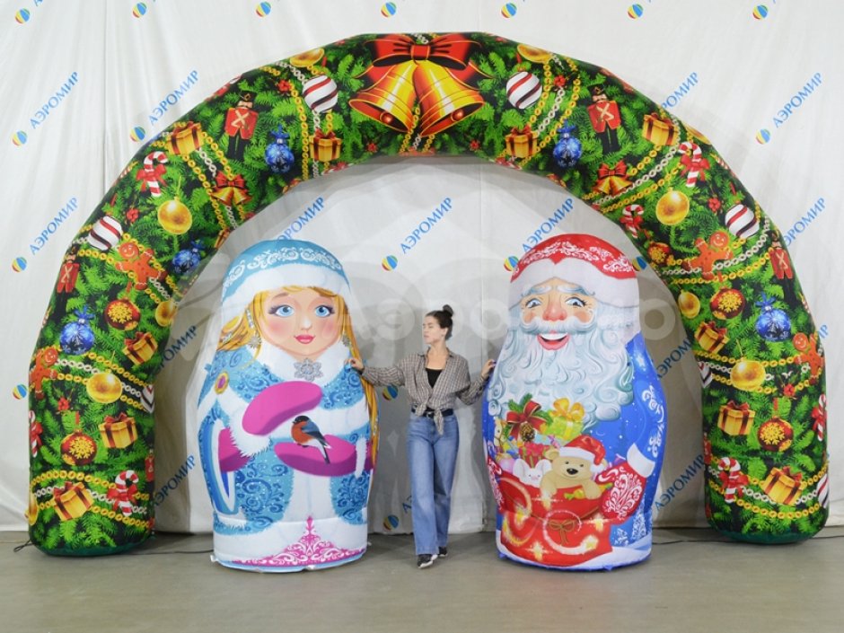 Новогодняя надувная матрешка Дед Мороз