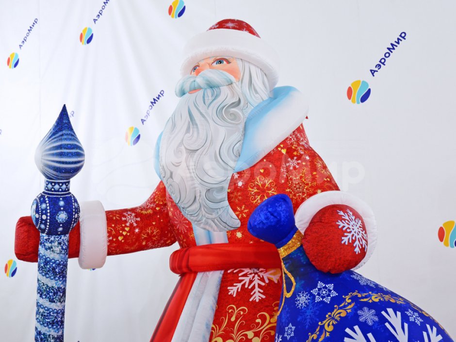 Надувная фигура Дед Мороз в исполнении премиум 2.0