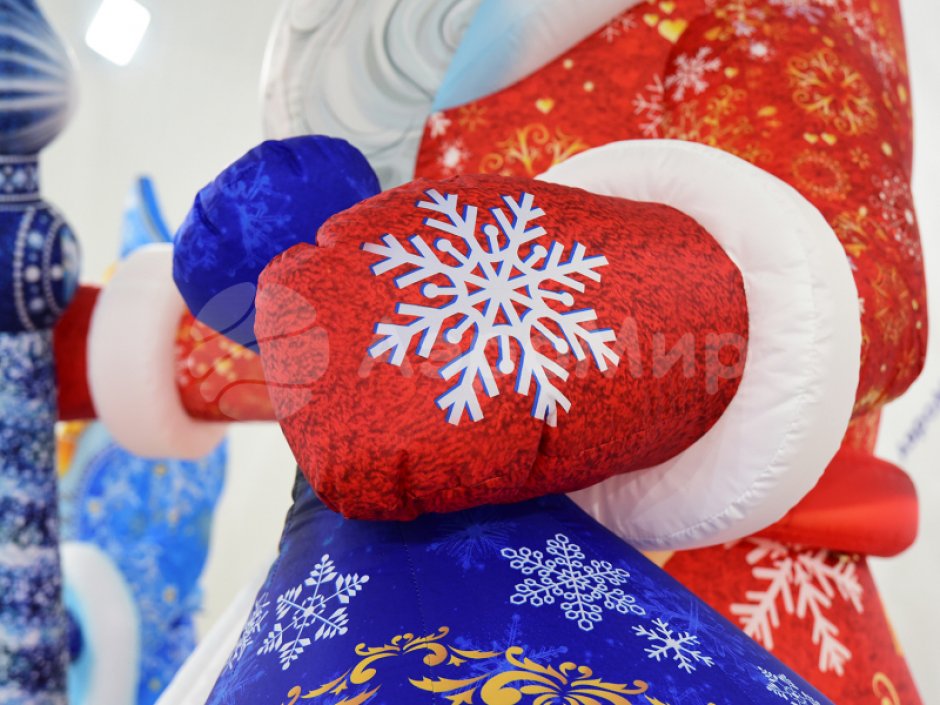 Надувная фигура Дед Мороз в исполнении премиум 2.0