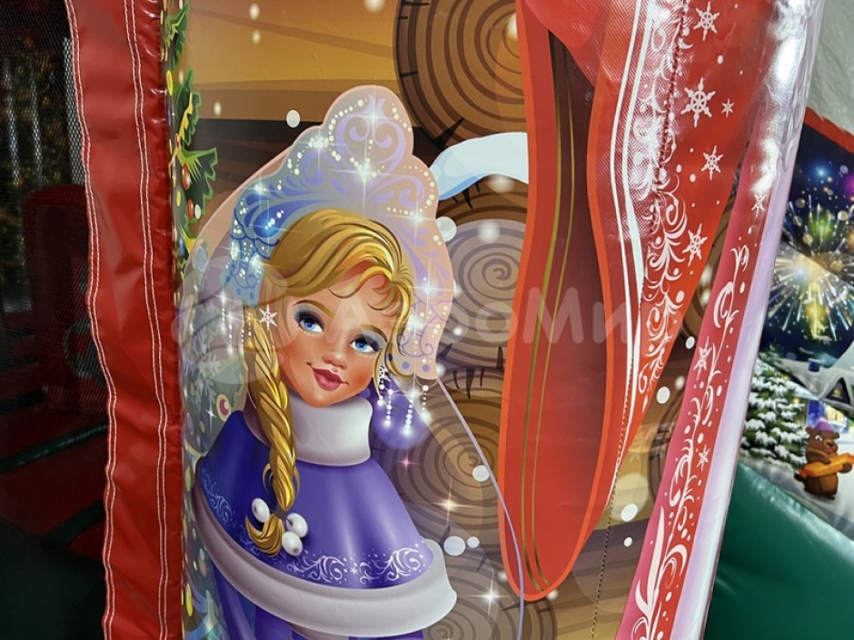 Надувной батут для бизнеса — изба Деда Мороза