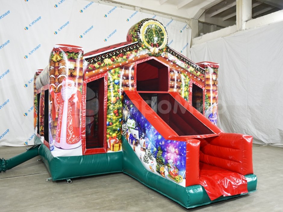 Надувной батут для бизнеса — изба Деда Мороза