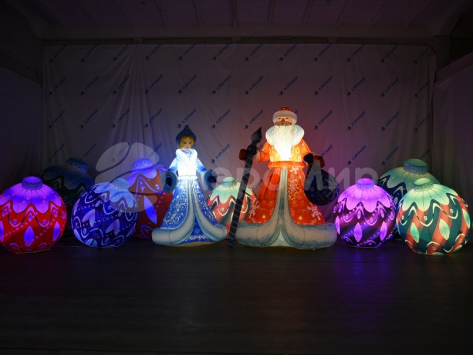 Надувная фигура Дед Мороз в исполнении премиум 2.0