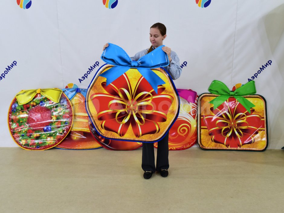 Подвесные новогодние игрушки для улицы