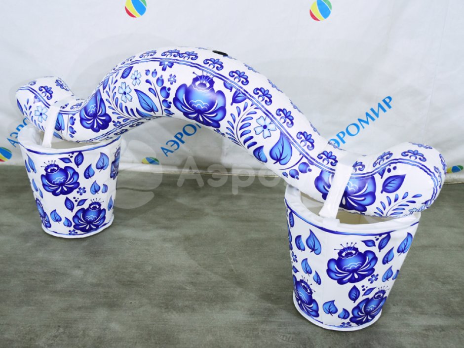 Коромысло — аттракцион для эстафет, тимбилдингов, городских праздников и детских мероприятий.