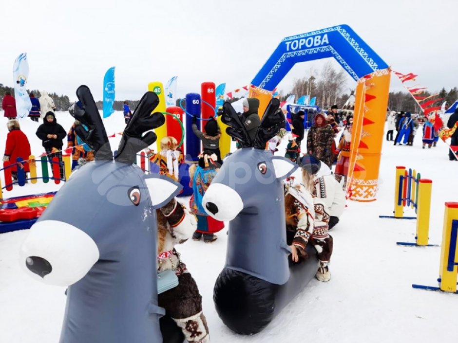 Командный реквизит Оленьи бега — для скачек и забегов, эстафет и развлечений