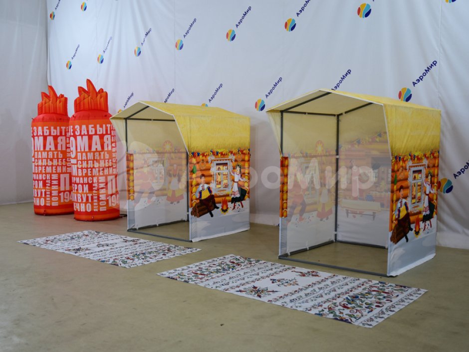 Каркасная палатка со скатертью