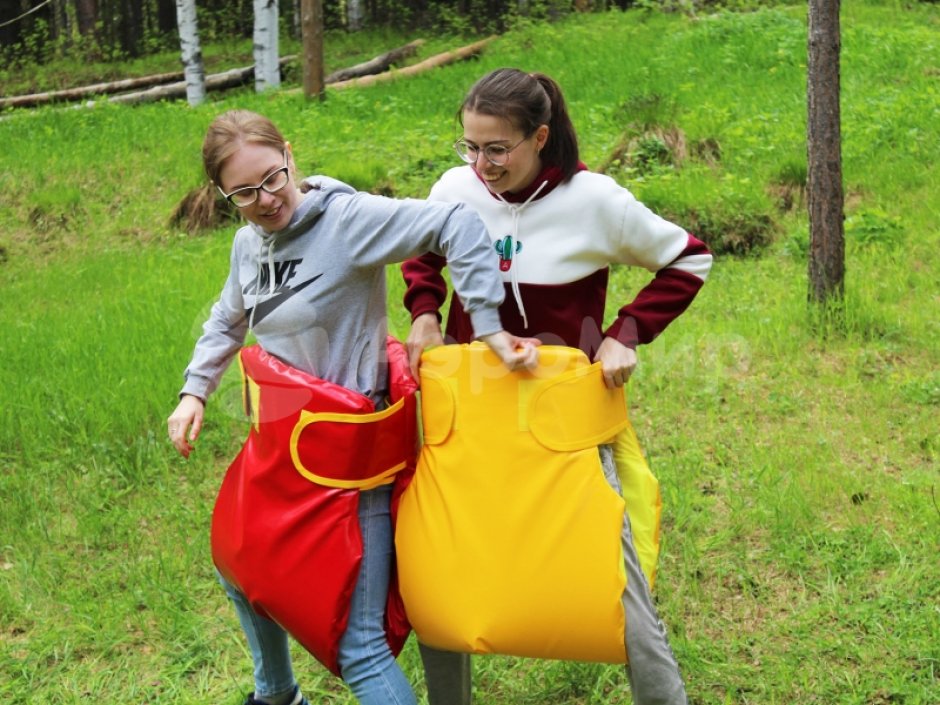 Гигантские памперсы для забегов и забав