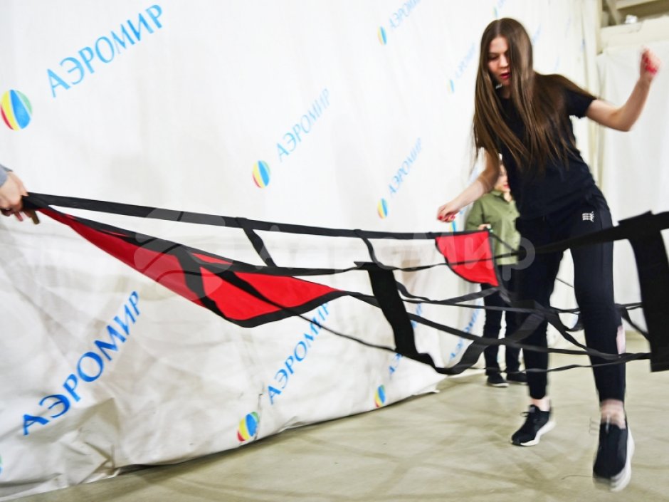 Командный аттракцион Паутинка