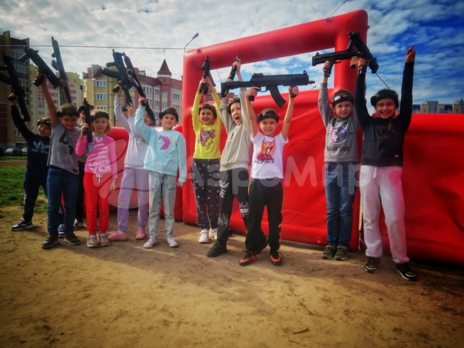 Надувная тактическая фигура Окно W (Window W) для игры в пейнтбол, нёрф, лазертаг и арчеритаг