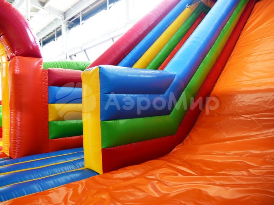 Планета лего — большой надувной парк