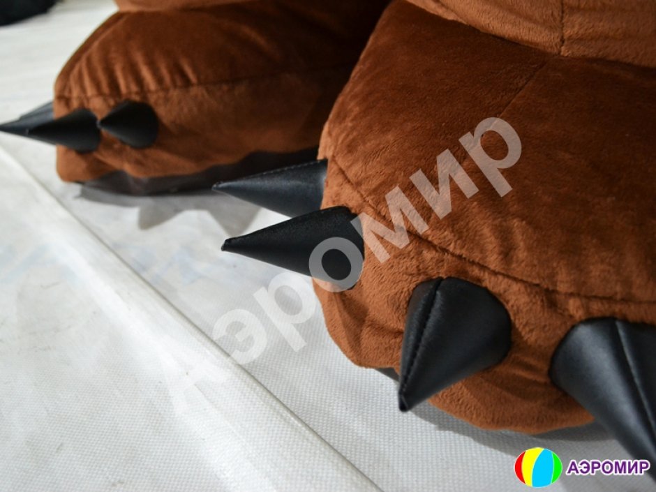 Надувной костюм Медведя в национальных костюмах и рубахах