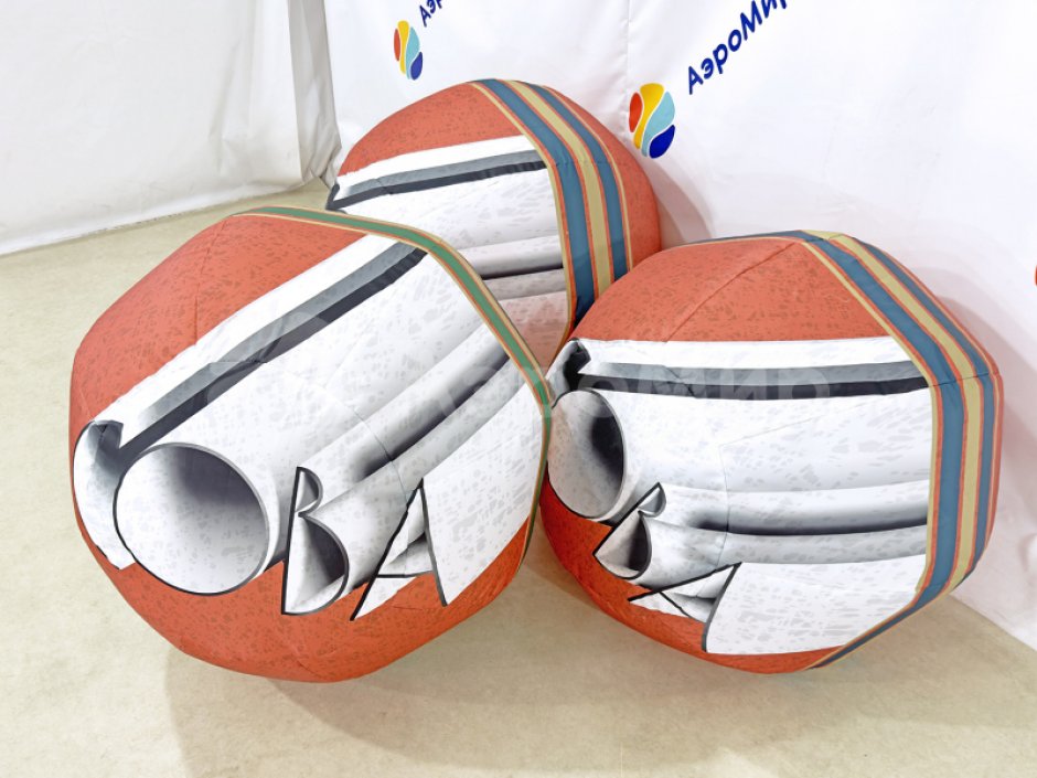 Мяч-подушка — яркий и легкий реквизит для шоу, игры и развлечений