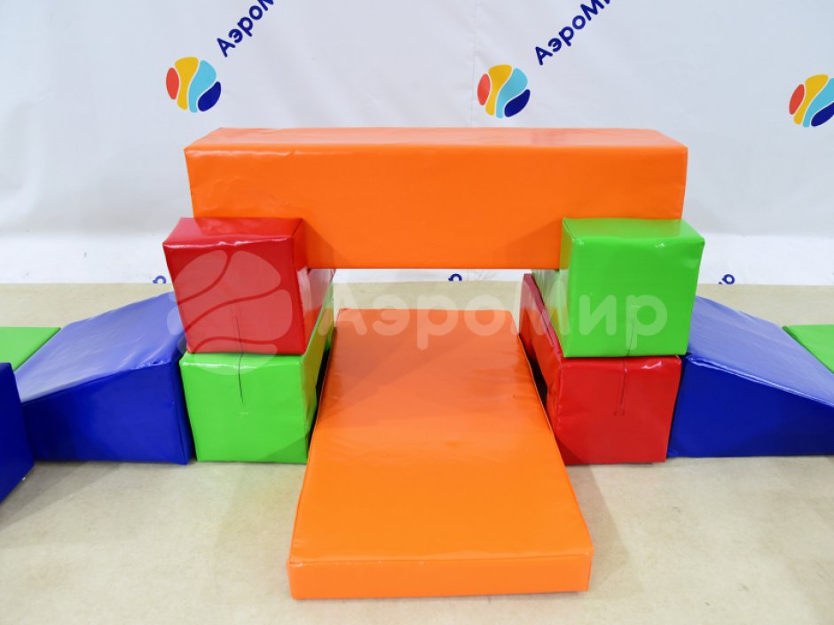 Набор мягких модулей «Круговая полоса» препятствий для спортивных эстафет и веселых стартов