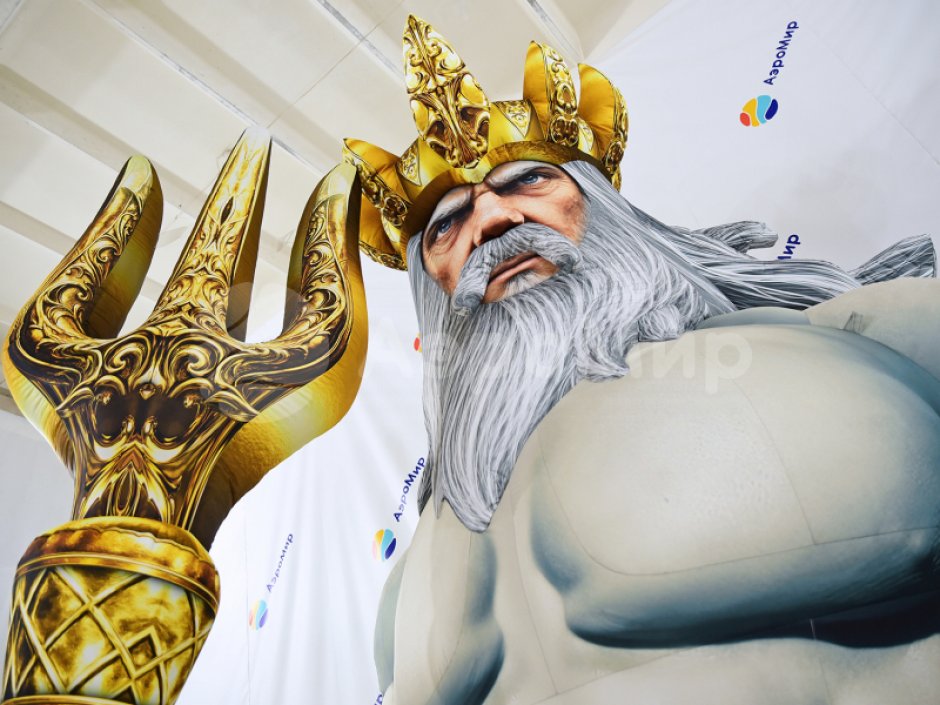 надувной Посейдон для ТРЦ