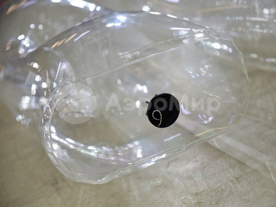 Прозрачные надувные лыжи