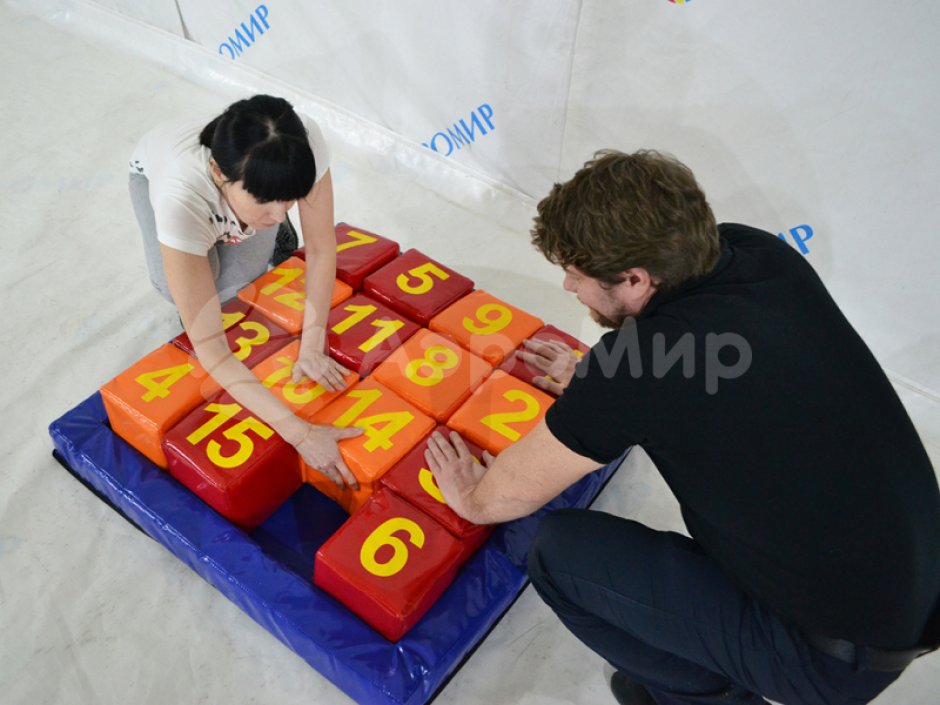 Мягкий игровой набор «Пятнашки»