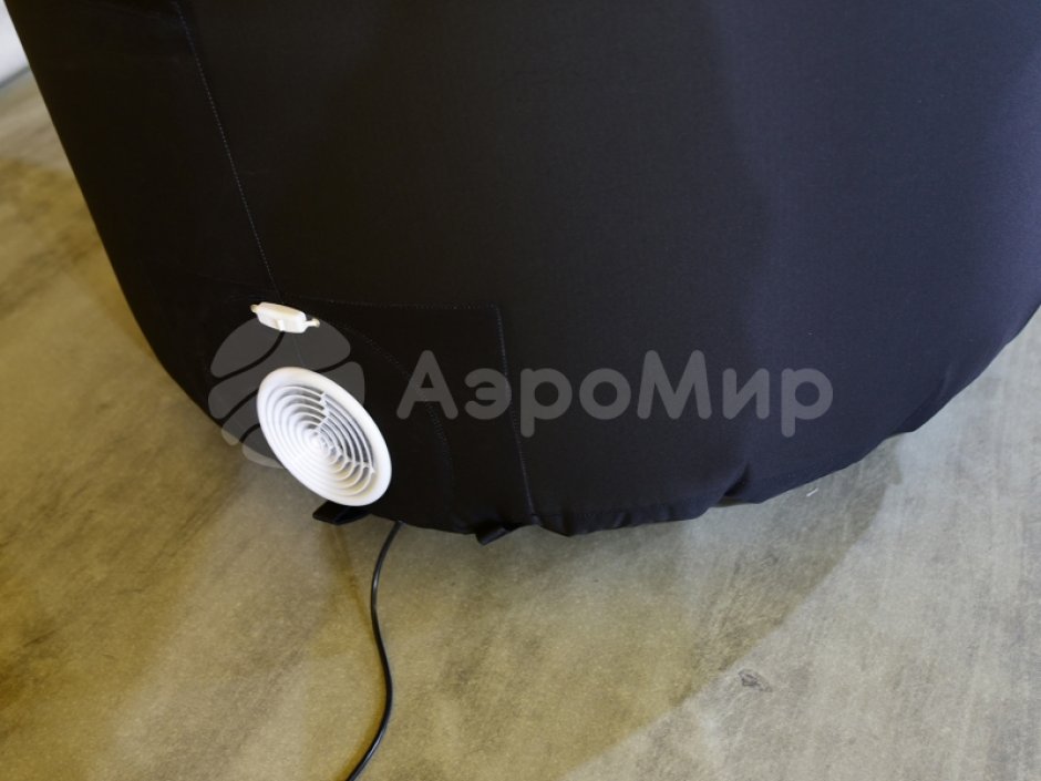 Надувной рекламный шар на опоре круглой формы с логотипом