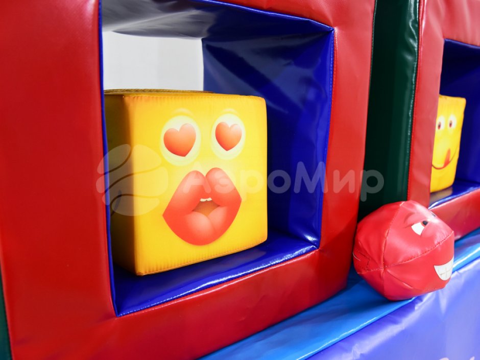 Гигантская Рогатка — большой командный аттракцион на меткость и ловкость