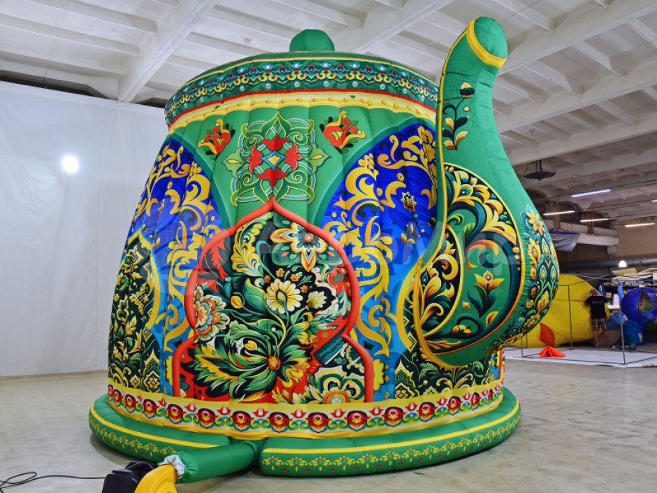 Надувной чайник-дом — для праздников, выставок и торговли