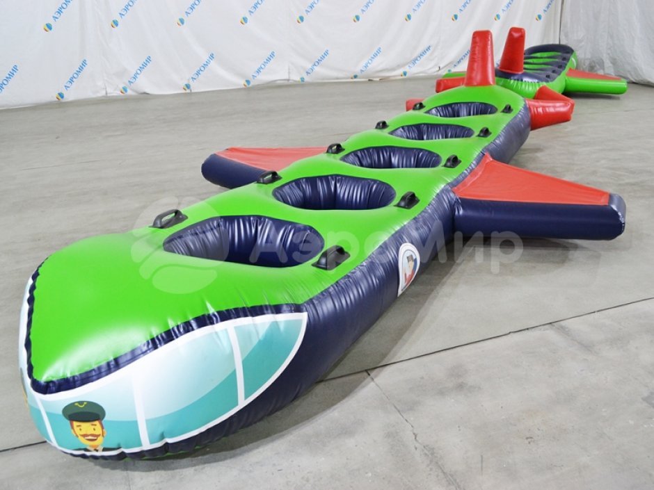 Самолет — игровое оборудование на силу и ловкость