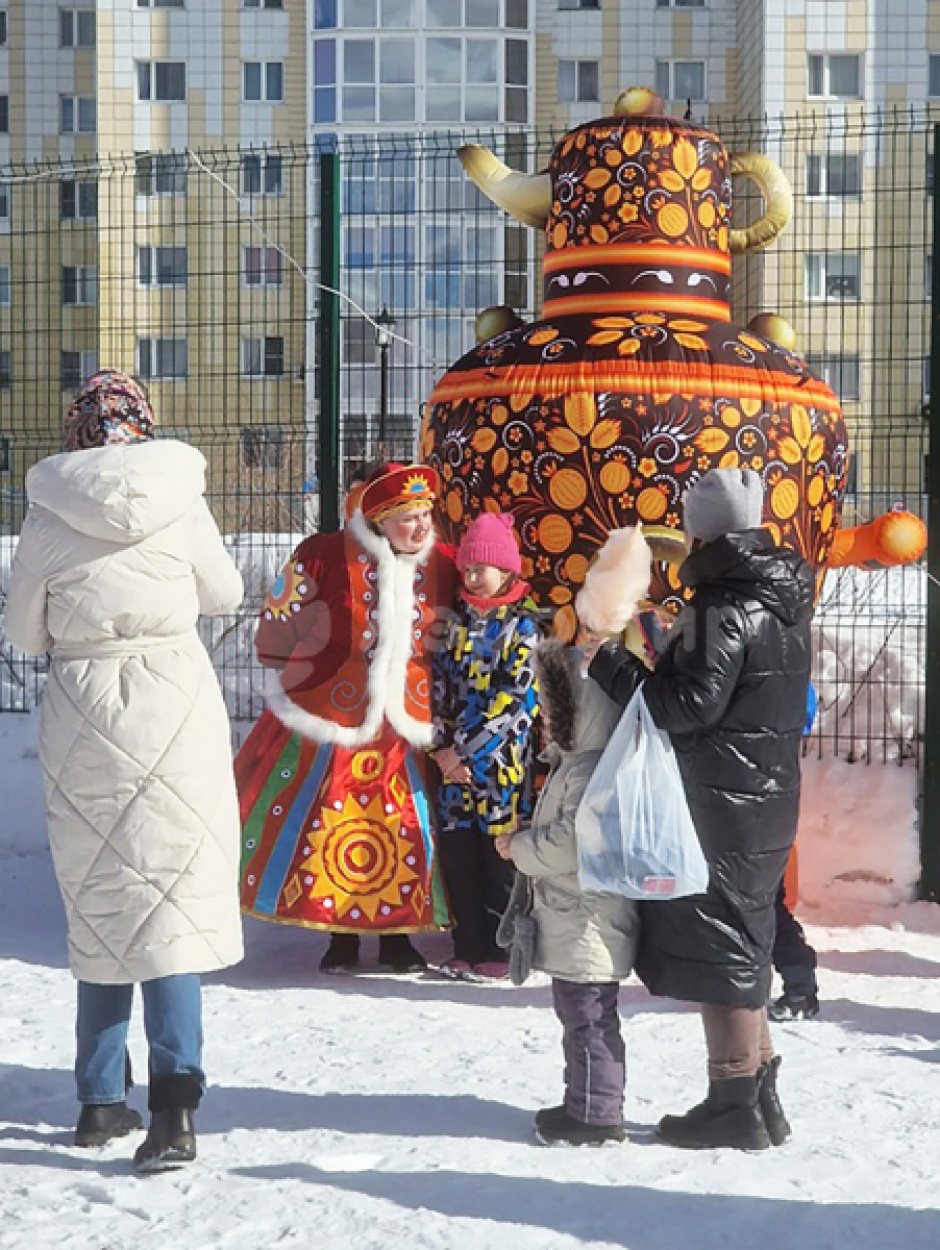 Надувной самовар с чайником 