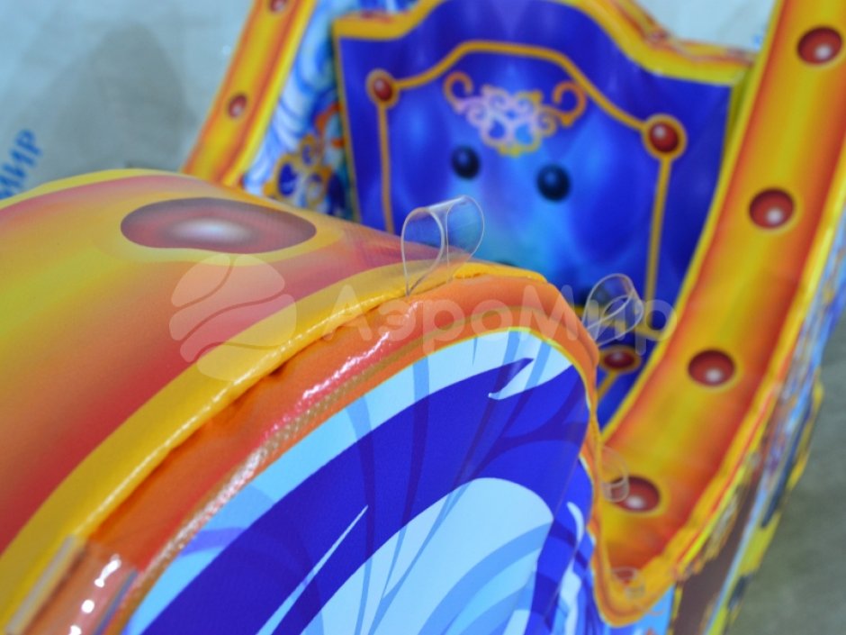 Новогодняя фотозона — Сани с тройкой