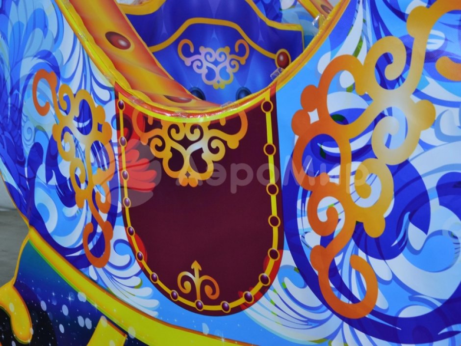 Новогодняя фотозона — Сани с тройкой