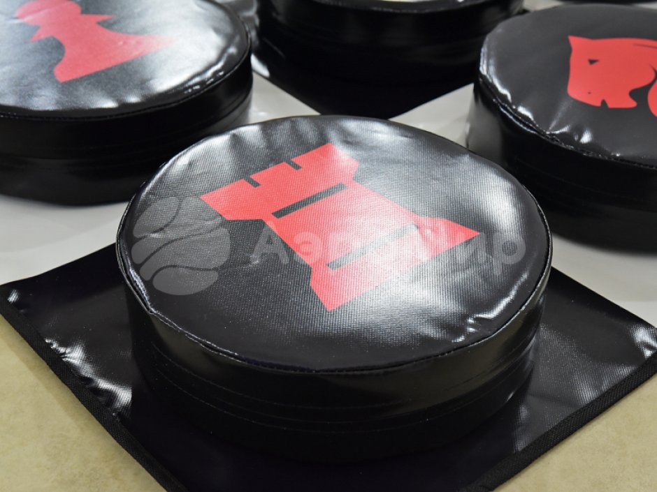 Гигантские шахматы — 32 фигуры