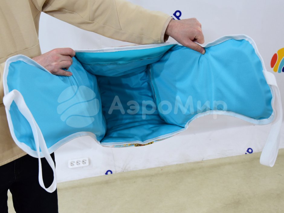 Гигантская шапка — реквизит для праздника и игр