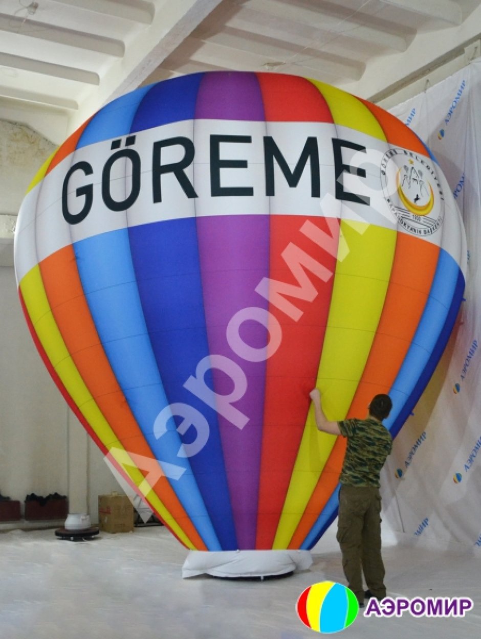 Воздушный рекламный шар на опоре