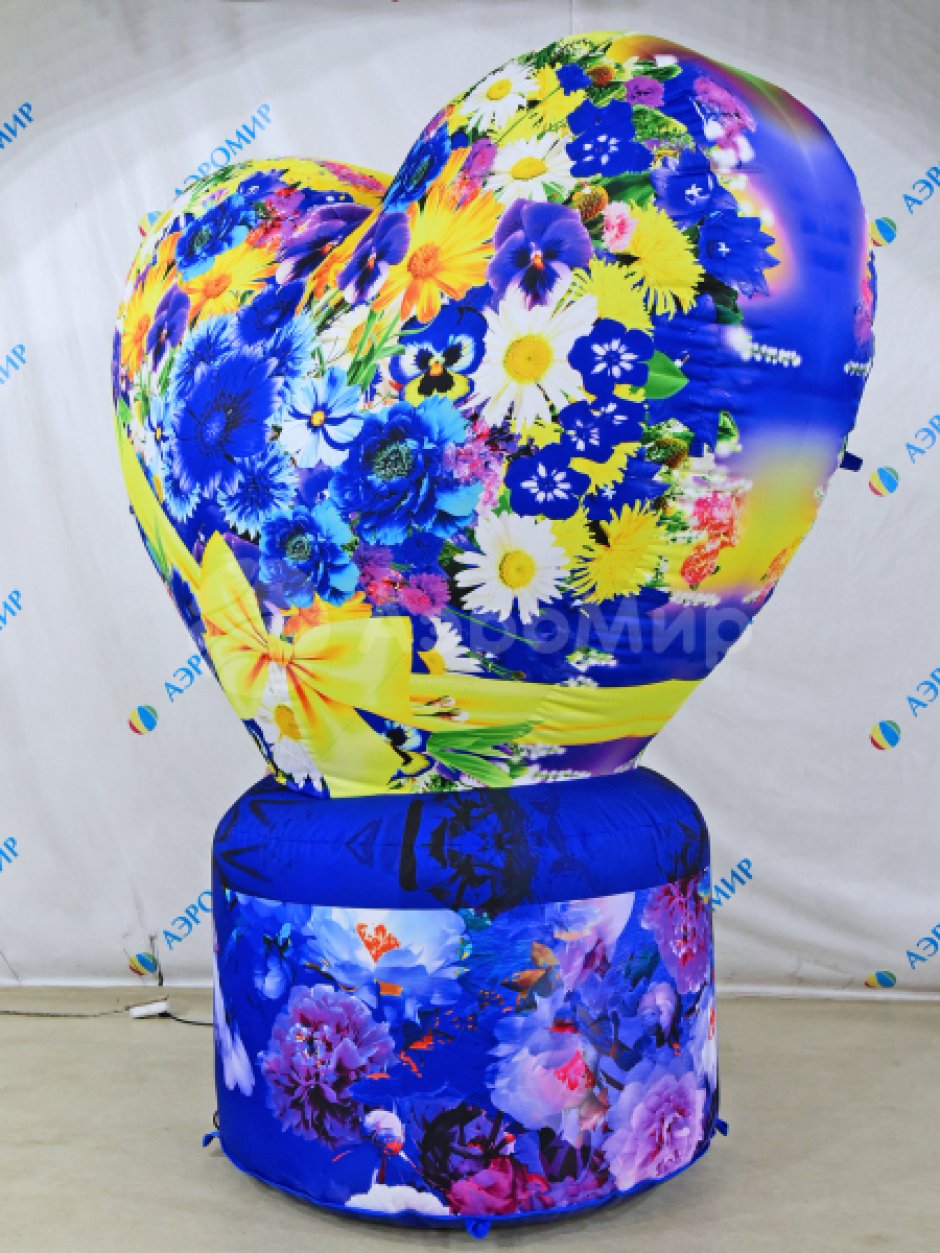 Любимый город — надувное сердце с поздравлением