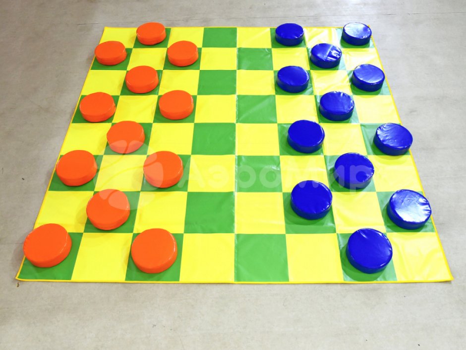 Гигантские шашки — 24 фигуры