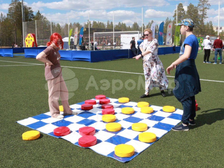 Мягкий игровой набор для игры в шашки