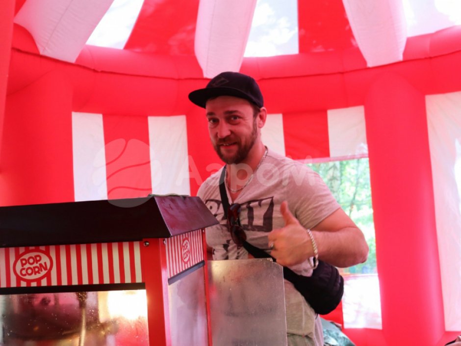 Надувной шатер — для пиара, выставки шоу, цирка (шапито), игр и развлечений