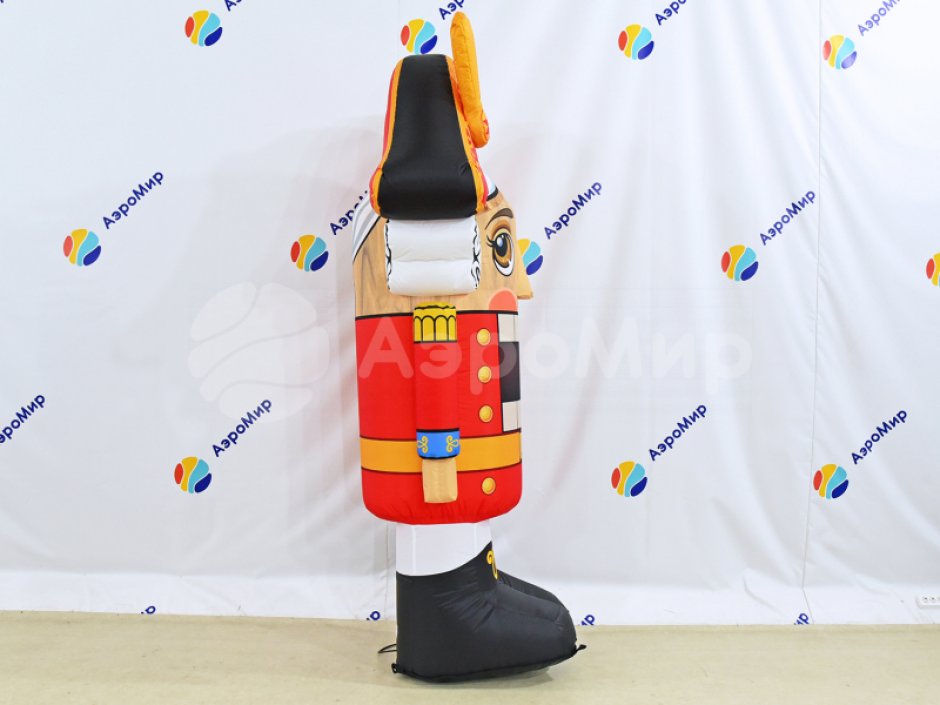 Надувной Щелкунчик