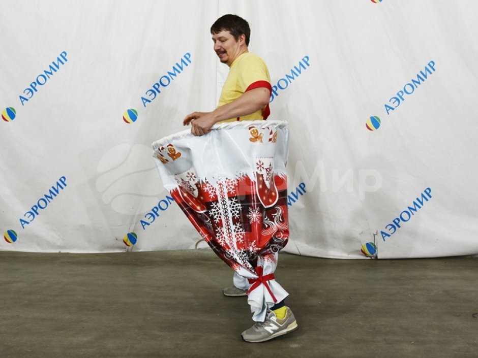 Гигантские штаны-ловуны Деда Мороза